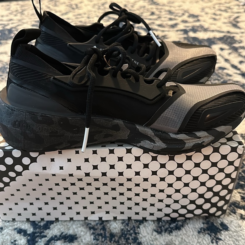 NWT Adidas Stella McCartney Ultraboost 23 - Picture 4 of 16